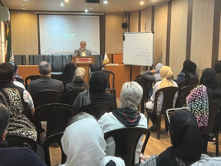 جلسه آموزش خانواده متوسطه یک